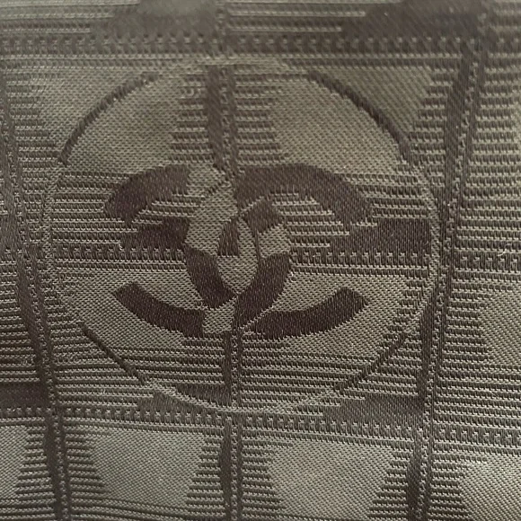 Chanel tote - Picture 6 of 10